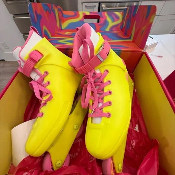 Barbie Movie Impala Inline Skate Roller Blades - Yellow and Pink - Picture 5 of 6